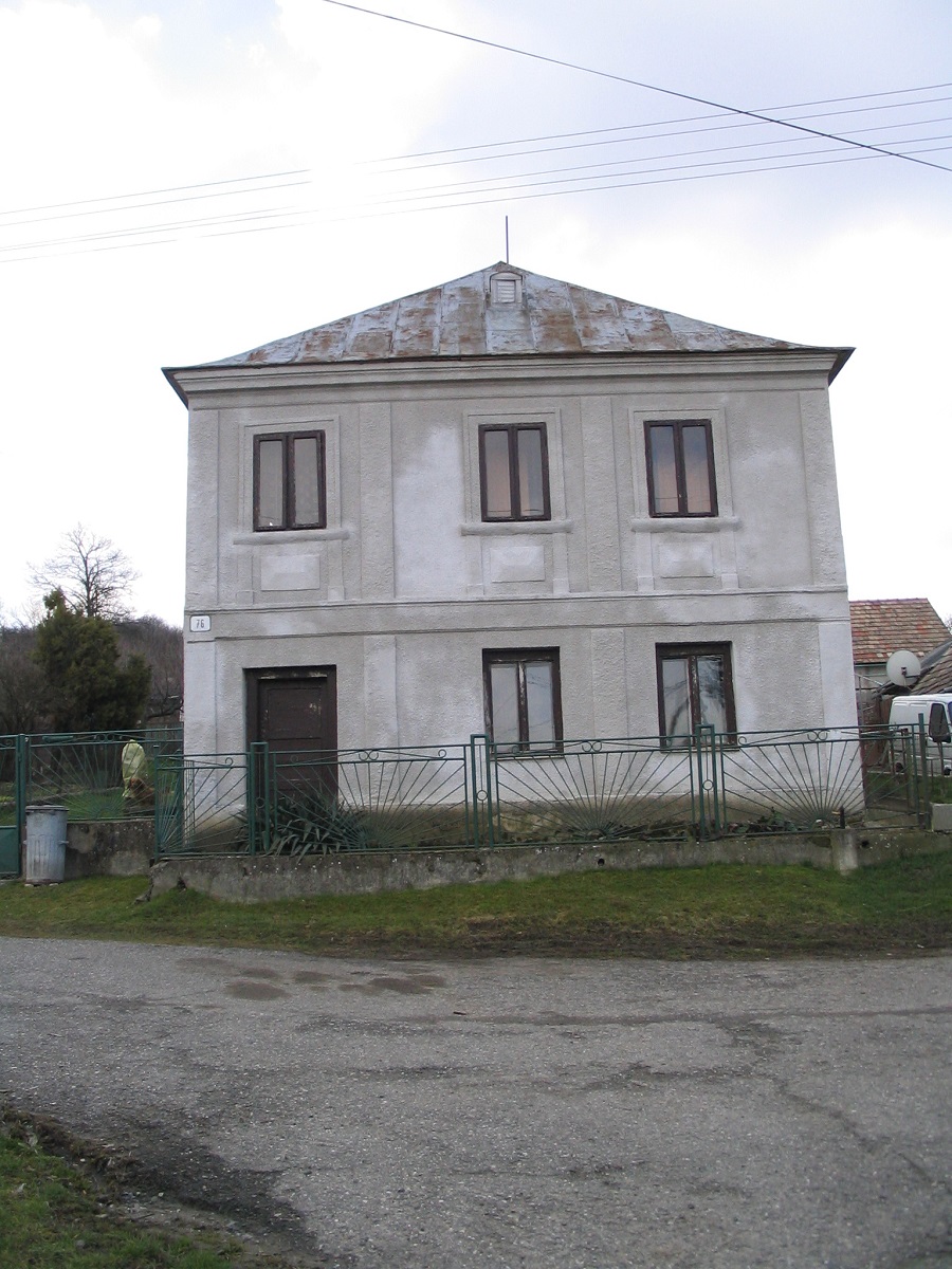 A Horváth-ház lakóit szintén kitelepítették - Csáky Károly felvétele