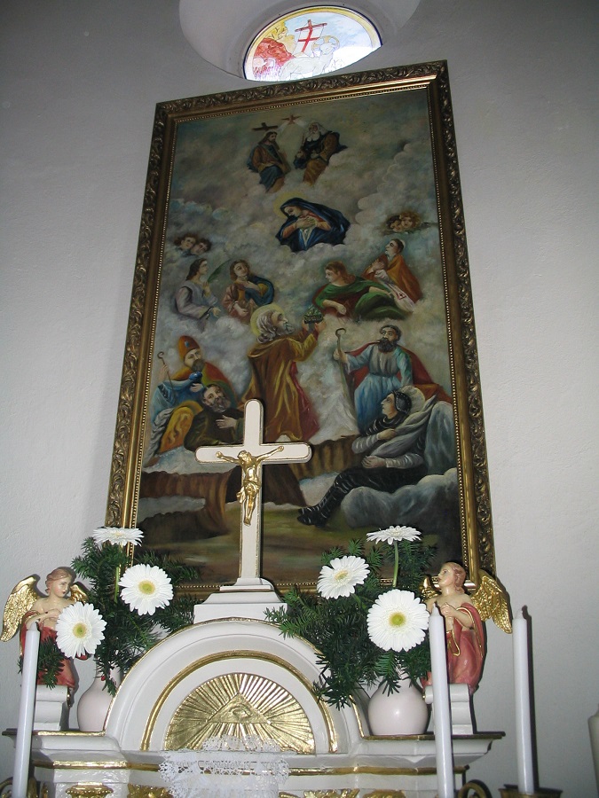 A kelenyei templom Mindenszentekkor Csáky Károly felvételén 2007