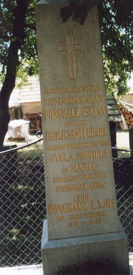 A Pongrácz-síremlék  Csáky Károly felvételén