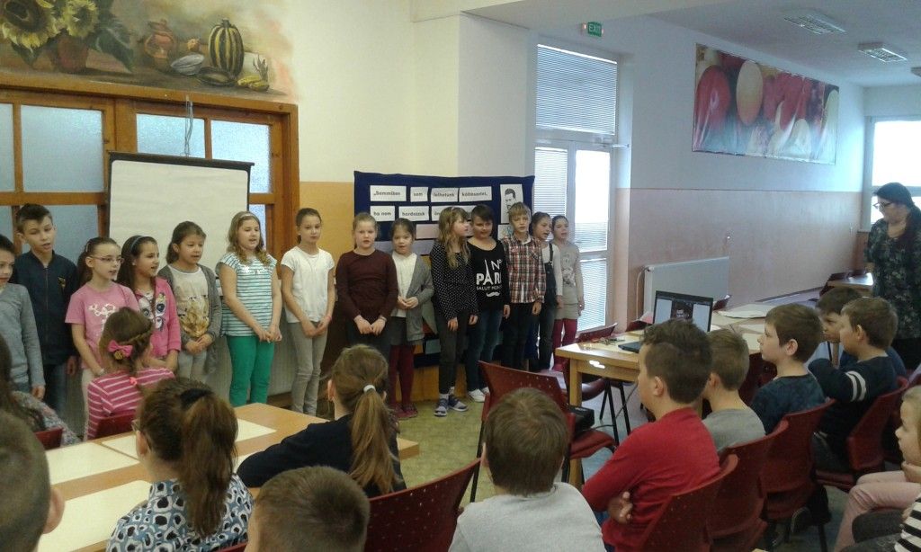 A dunaszerdahelyi harmadik évfolyamos tanulók. (Fotó: Masszi János)