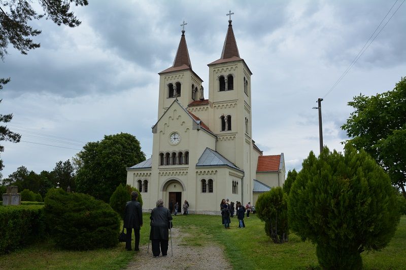 A Magyarok Nagyasszonya-templom az ünnepi mise előtt (Fotó: Nagy Dániel Csilla)