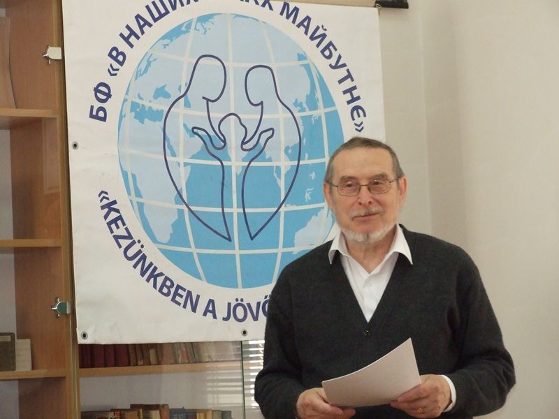 Buza Domonkos, a Magyar Lelki Elsősegély Telefonszolgálatok Szövetségének szakmai alelnöke