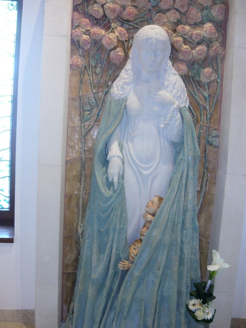 Szűz Mária szobra (Fotó: Dániel Erzsébet)