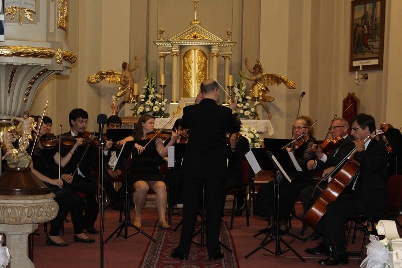 A Komáromi Kamarazenekar koncertje (Fotó: Neszméri Tünde)