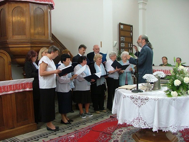 a salgótarjáni református gyülekezet Szenczi Molnár Albert Kamarakórusa (Fotó: Juhász István)