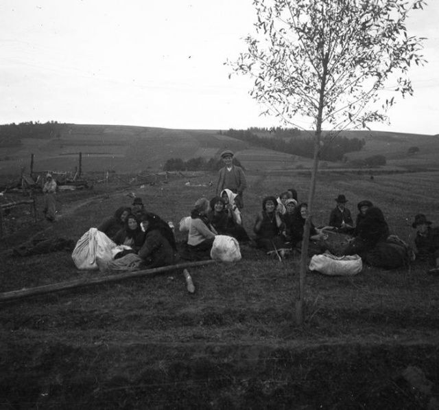 Háborús menekültek 1914-ben. Fotó: fortepan.hu