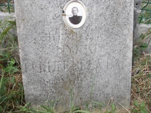 Fekete Béla síremléke a Házaskai temetőben (Fotó: Csáky Károly)