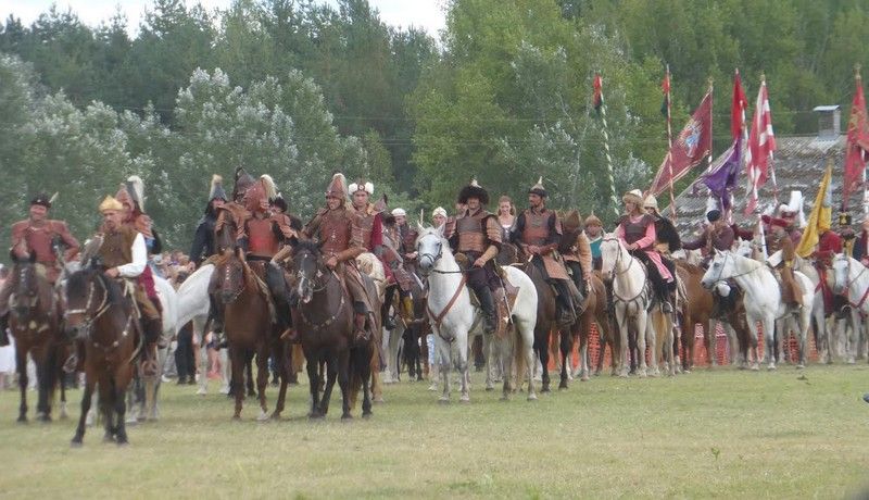 Bevonulás a Kurultajon. Fotó: Matus Tibor