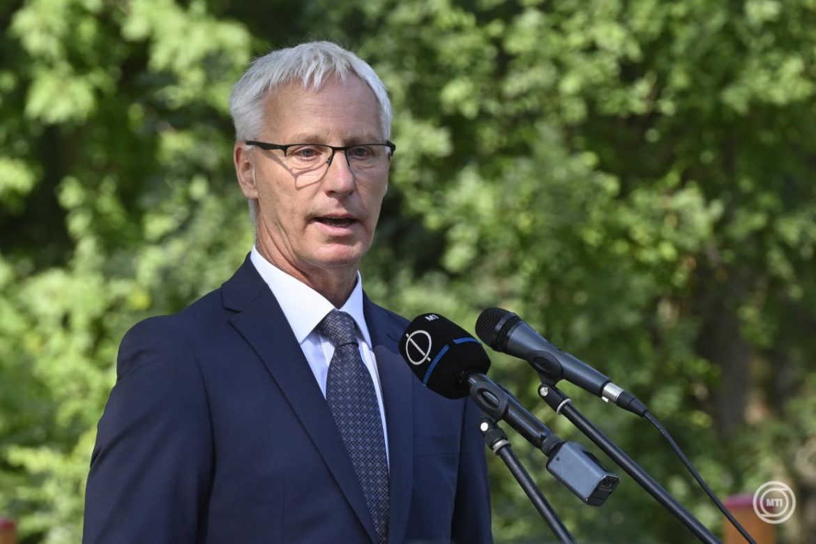 Soltész Miklós