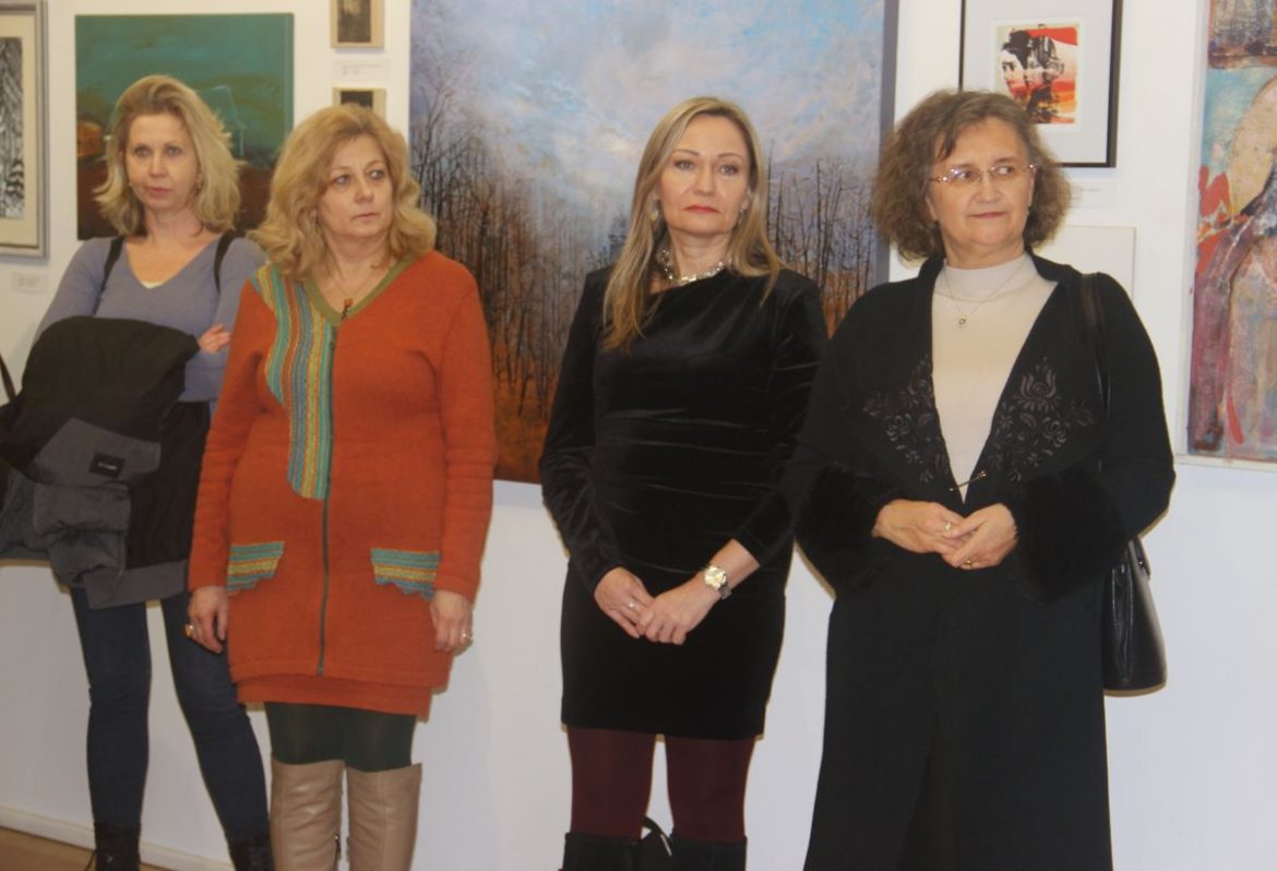 02 Jobb felöl az első Hetey Ágota, a harmadik Oľga Kr§ľová O