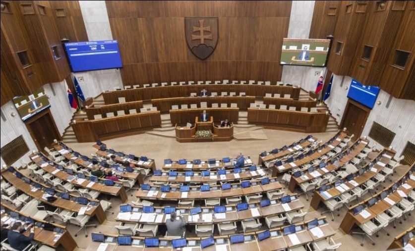 szlovák parlament