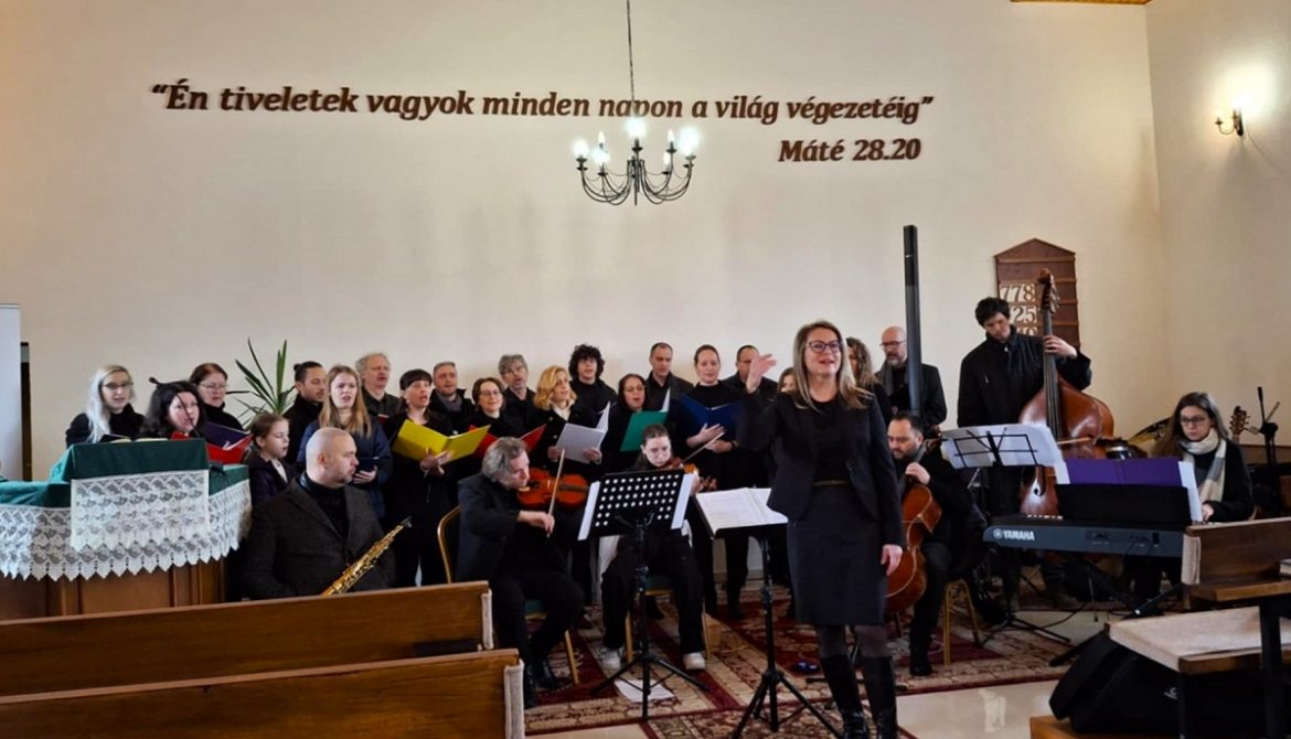 01 Süll Kinga karnagy (k.)