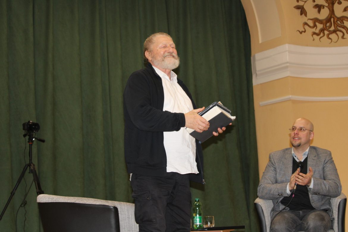 Hegedűs D. Géza (balra), a Nemzet színésze (Fotó Bartalos Nikolas)