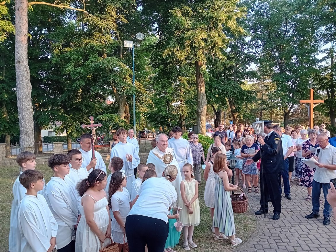 20250619_Urnapja_Dunacsuny (9)