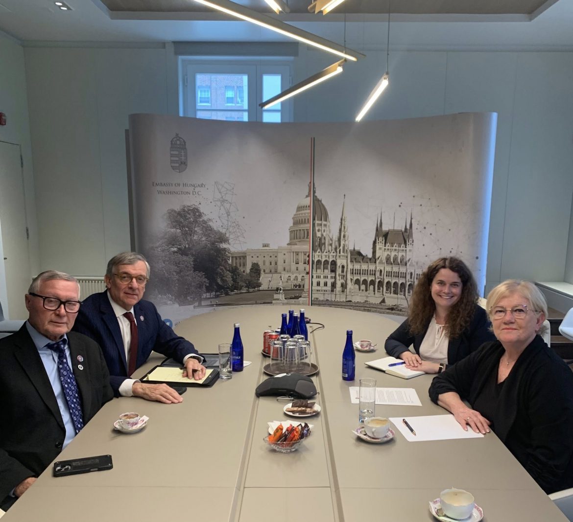 558267326_1390841266383263_2514163572855692010_n